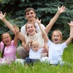 С этого года, в Молдове увеличатся размеры пособия для семей с детьми