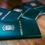 Что должны знать граждане, у которых еще остались трудовые книжки