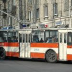 Молодой националист оскорблял женщину в кишиневском троллейбусе за то, что она говорила на русском языке