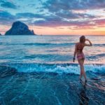 Почему вода в море синяя?