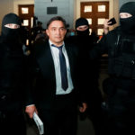 Отстраненный от должности генеральный прокурор Александр Стояногло прокомментировал свое задержание, назвав его «местью президента страны».