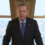 Президент Турции Реджеп Тайип Эрдоган поручил МИД объявить персонами нон грата послов США, Канады, Франции, Финляндии, Дании, Германии, Нидерландов, Новой Зеландии, Норвегии и Швеции.