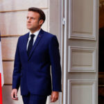 Президент Франции Эммануэль Макрон прибыл в международный аэропорт Кишинева.