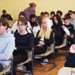 🌿 В четырёх школах Бессарабки прошли информационные семинары о волонтёрстве — молодёжь готова к добрым делам!